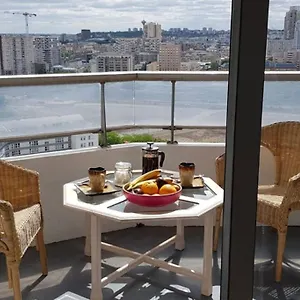 Beau Studio Rénové 30m2 Balcon Vue Paris+parking , Paris France